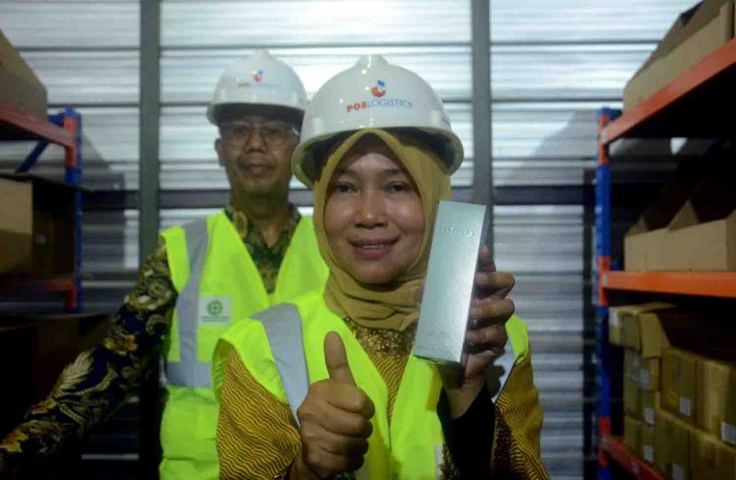 Direktur Bisnis Kurir dan Logistik PT Pos Indonesia (Pesero) Siti Choiriana mengatakan, Pos Indonesia sangat siap menyukseskan program pemerintah menyalurkan bansos pangan kepada KPM. 