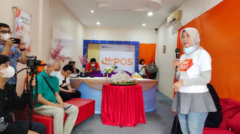  Direktur Bisnis Kurir dan Logistik PT Pos Indonesia (Persero) Siti Choiriana terus memperluas Layanan Agen MyPos secara B2B (Business to Business) di seluruh Indonesia.