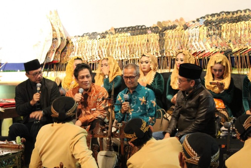 Direktur Informasi dan Komunikasi Pembangunan Manusia dan Kebudayaan, Wiryanta saat acara Pertunra di Ngawi, Jawa Timur, Sabtu (20/1).