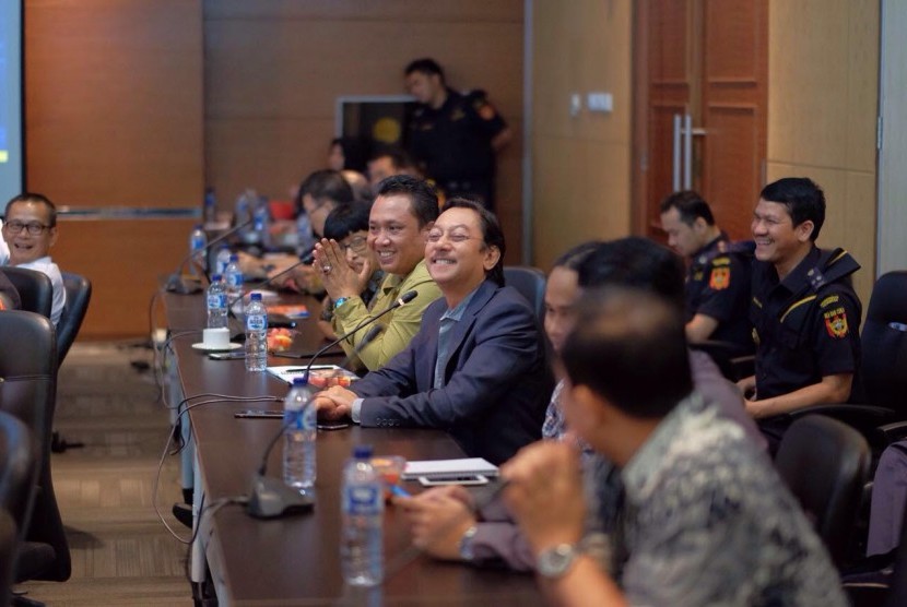 Direktur Jenderal Bea dan Cukai, Heru Pambudi mengundang Anggota Forum Supply Chain Indonesia dalam acara Breakfast Meeting di Kantor Pusat Bea Cukai, Selasa (8/8). 