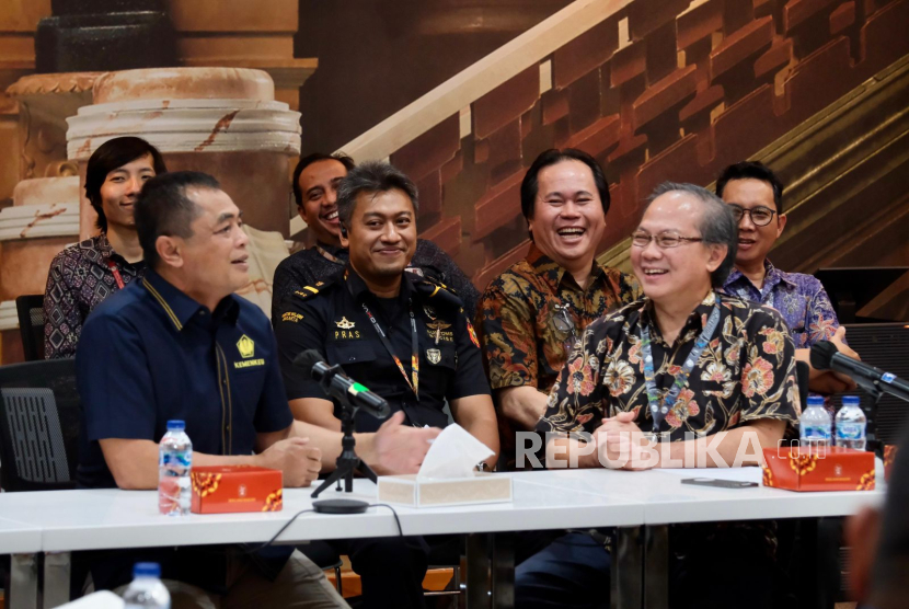 Dorong Pertumbuhan Industri dan Ekspor, Dirjen Bea Cukai Tinjau Kawasan Berikat