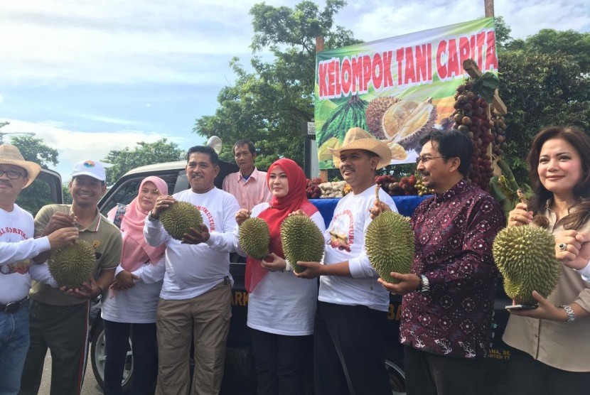 Direktur Jenderal Hortikultura Kementan, Suwandi saat menghadiri festival hortikultura di Pandeglang, Banten, Sabtu (2/2)