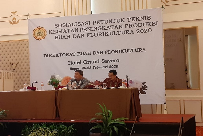 Direktur Jenderal Hortikultura, Prihasto Setyanto saat membuka Pertemuan Sosialisasi Petunjuk Teknis Kegiatan Peningkatan Produksi Buah dan Florikultura tahun 2020 di Bogor, Selasa (26/2) hingga Jumat (28/2).