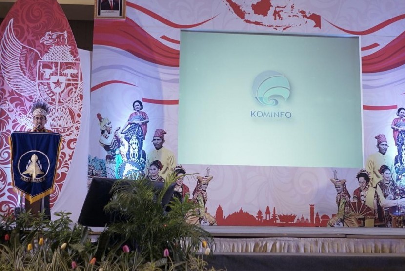 Direktur Jenderal Informasi dan Komunikasi Publik Kementerian Komunikasi dan Informatika Prof Dr Widodo Muktiyo, SE M.Com membuka pertemuan Bakohumas tingkat nasional, Kamis (24/10).