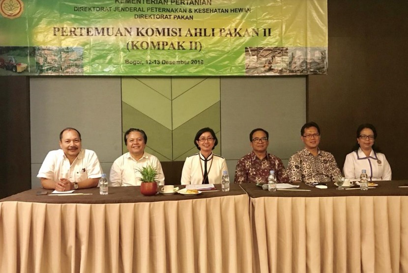 Direktur Pakan, Sri Widayati dalam pertemuan Komisi Ahli Pakan di Bogor, Kamis (13/12). 