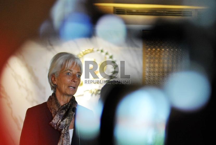 Direktur Pelaksana Dana Moneter Internasional (IMF) Christine Lagarde saat melakukan kunjungan di kantor DPR RI di Kompleks Parlemen, Senayan, Jakarta, Rabu (2/9).