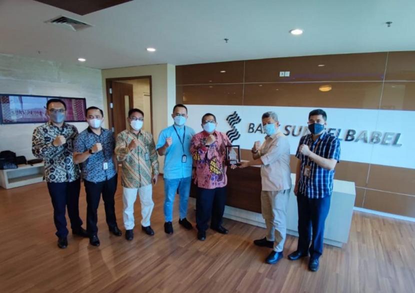 Direktur Pemasaran Askrindo Syariah Supardi Najamuddin saat melakukan kunjungan kerja ke mitra bisnis di Sumatra.