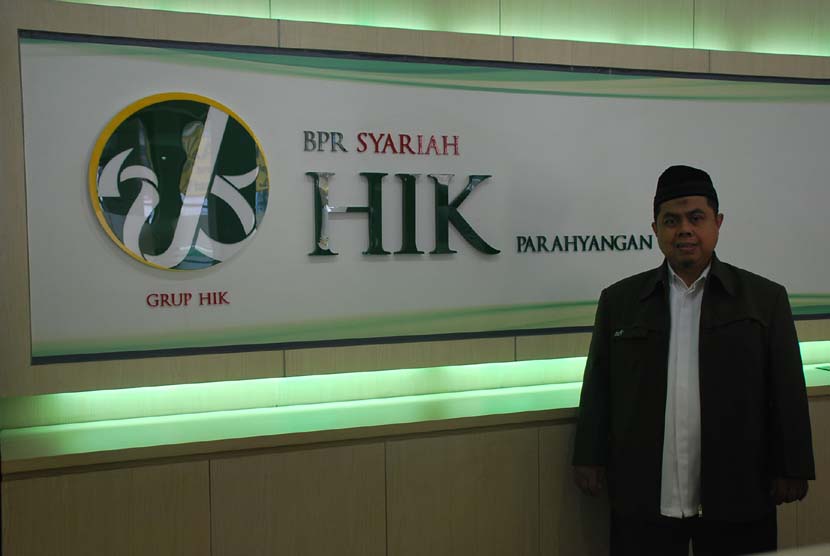 Direktur Utama BPRS HIK Parahyangan Toto Suharto.