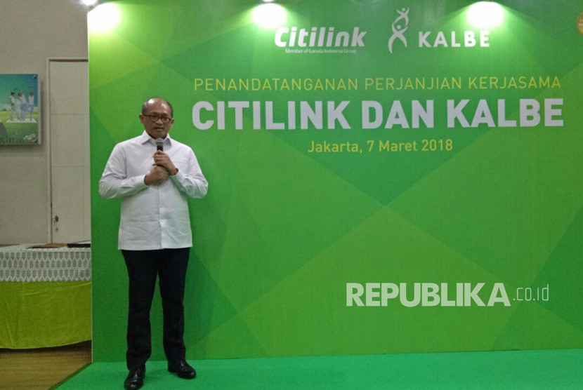 Direktur Utama Citilink Indonesia Juliandra Nurtjahjo usai melakukan penandatanganan kerja sama dengan PT Kalbe Farna (Tbk) di KALCare Lotte Shopping Avenue, Jakarta, Rabu (7/3).