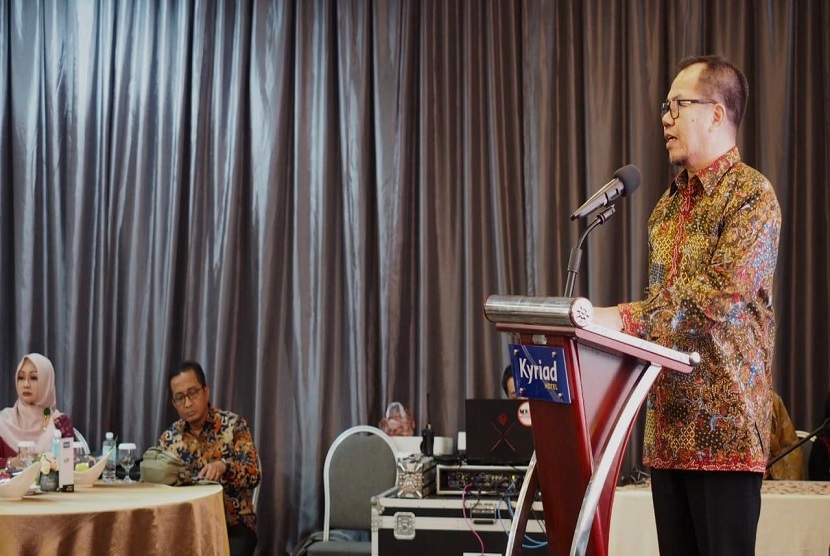 Direktur Utama LPDB-KUMKM Braman Setyo dalam acara Seminar Peningkatan Pemahaman dan Pemanfaatan Kekayaan Intelektual Bagi kalangan Universitas, Industri dan Usaha Kecil Menengah, di Banda Aceh, Selasa (17/9).