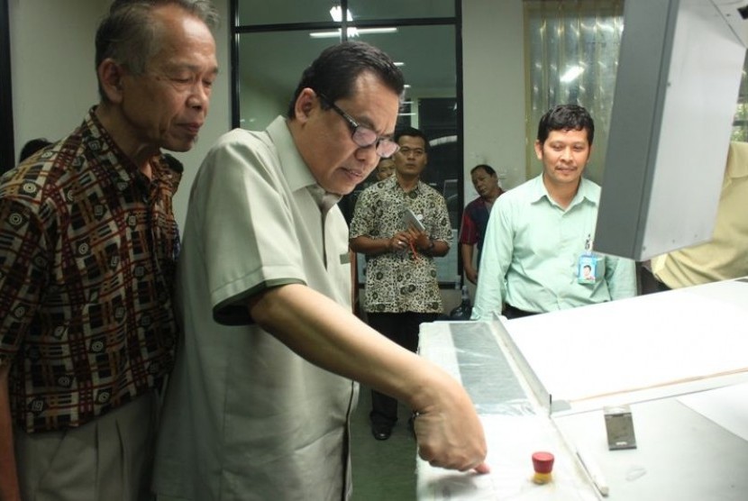 Direktur Utama Perum PNRI, Djakfaruddin Junus.