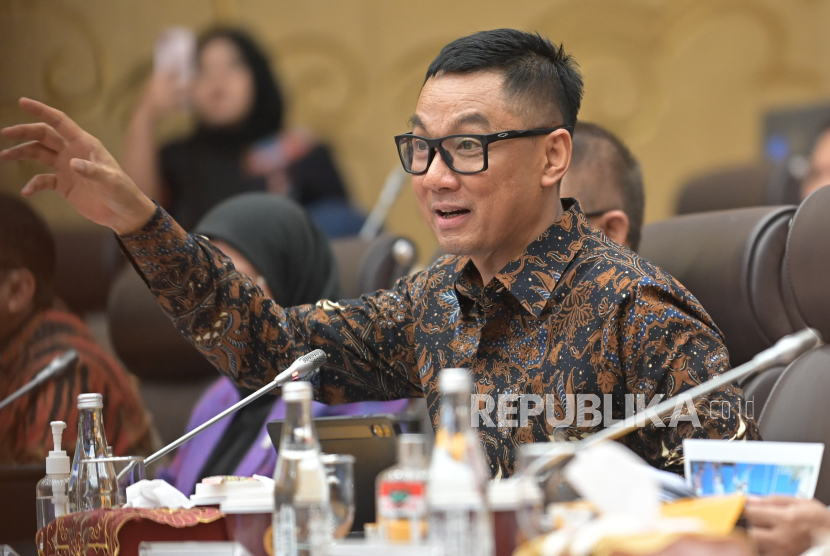 Direktur Utama PLN, Darmawan Prasodjo.