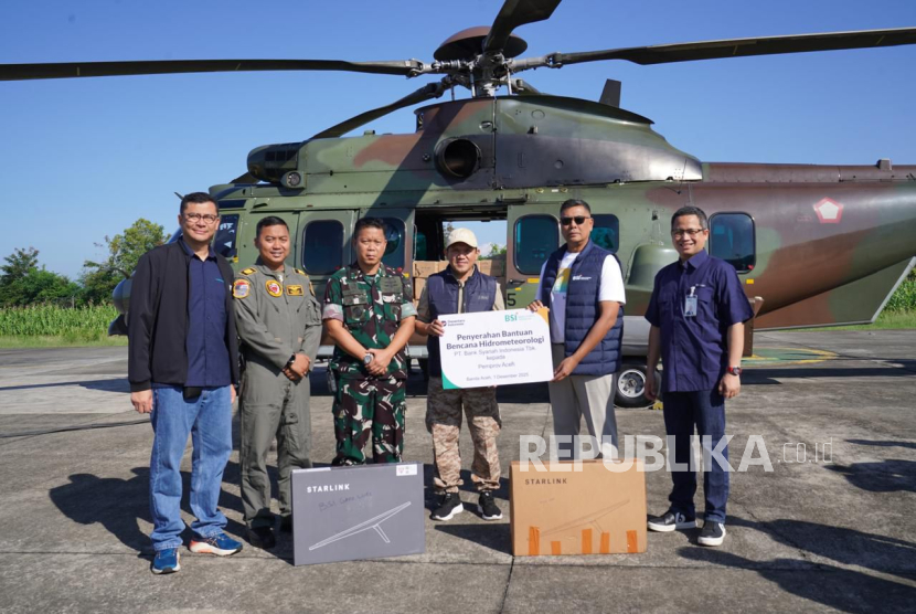 Pimpin Distribusi Bantuan, Dirut BSI Kirimkan Lagi Bantuan Tambahan untuk Warga Aceh