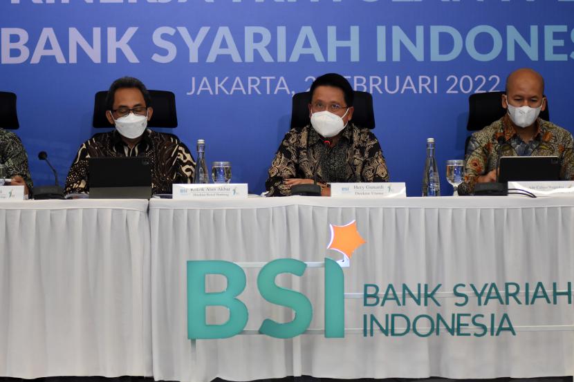 Rencana aksi korporasi yang melibatkan PT Bank Syariah Indonesia Tbk (BSI) dengan Unit Usaha Syariah (UUS) PT Bank Tabungan Negara (Persero) Tbk terus dijajaki.