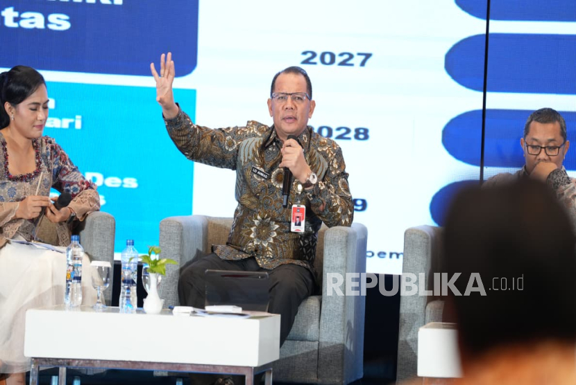 Dirjen Bina Pemdes Kemendagri La Ode Ahmad