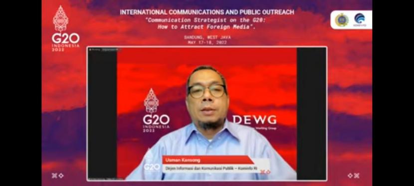 Dirjen IKP Kominfo, Usman Kansong mengatakan Kemenkominfo mengoptimalkan komunikasi publik ke media luar negeri.