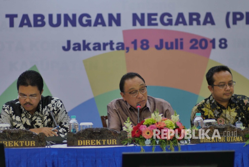 Dirut Bank Tabungan Negara Maryono memaparkan kinerja perseroan selama semester pertama 2018 di Jakarta, Rabu (18/7). BTN berhasil meningkatkan penyaluran kredit sebesar 19.14% secara year on year setara Rp 211,35 triliun.