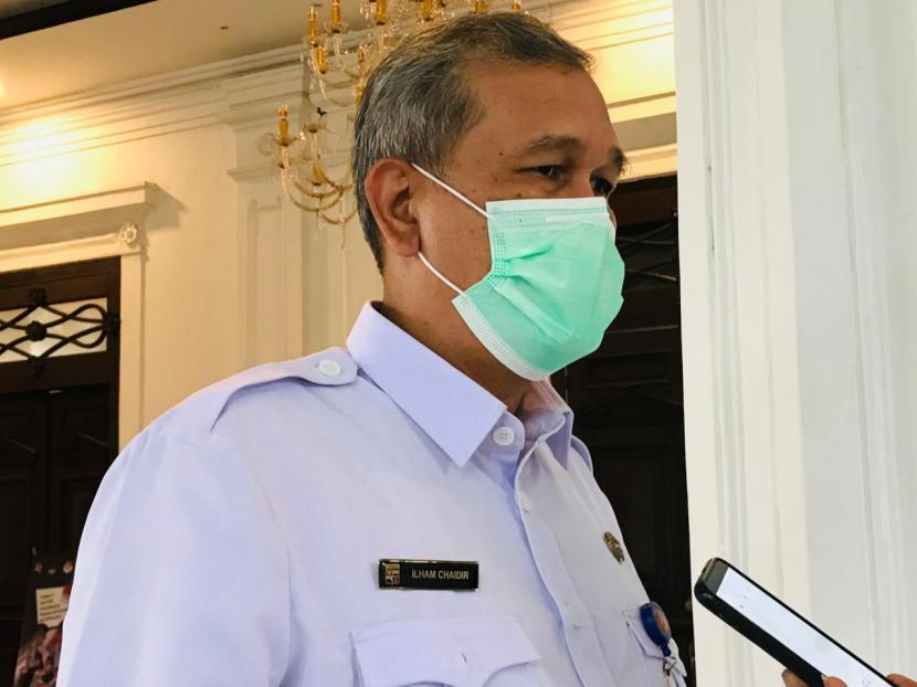 Dirut RSUD Kota Bogor, Ilham Chaidir menegaskan, bila karyawan tersebut terbukti menggunakan narkoba, maka dipastikan dia tidak bisa melanjutkan karirnya di RSUD Kota Bogor.