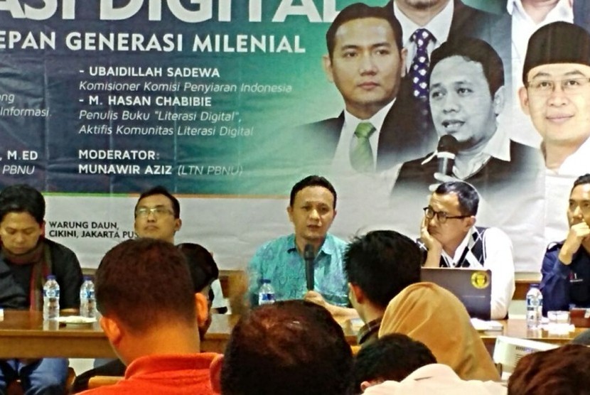 Disksusi Literasi Digital untuk Masa Depan Generasi Milenial, di Warung Daun, Cikini, Jakarta Pusat, pada Selasa malam (12/12/2017)