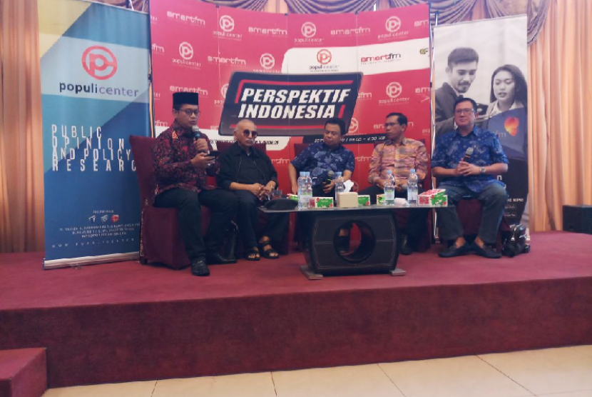 Diskusi 'Berburu Cawapres dan Sidang MK' yang diadakan Populi Center dan Smart FM Network di Restoran Gado-gado Boplo, Jl. Theresia, Menteng, Jakarta Pusat, Sabtu (5/5). 