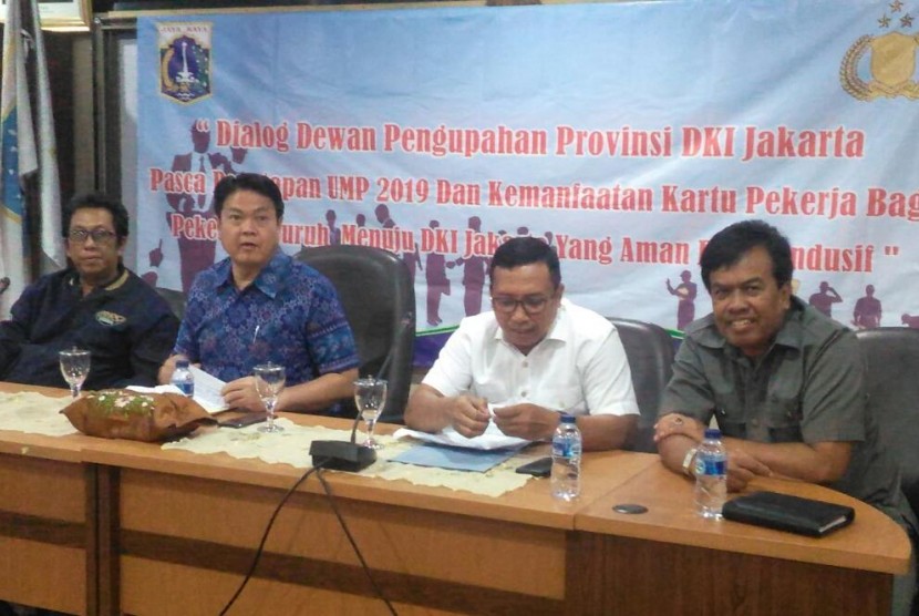 Diskusi bertema pascapenetapan UMP 2019  DKI Jakarta di Jakarta, Rabu (27/11).