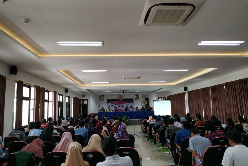 Diskusi bertema 'Transmisi Ideologi Gerakan Keislaman pada Civitas Akedemika Perguruan Tinggi di UGM dan UNY' di Fakultas Filsafat UGM, Kamis (22/3).