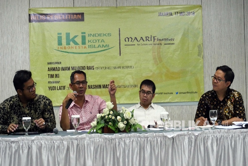 Diskusi hasil penerlitian mengenai Indeks Kota Islami Indonesia, di Jakarta, Selasa (17/5).  (Republika/ Darmawan)