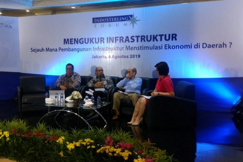 Diskusi IndoSterling Forum bertajuk Mengukur Infrastruktur: Sejauh Mana Pembangunan Infrastruktur Menstimulasi Pembangunan Ekonomi di Daerah? 