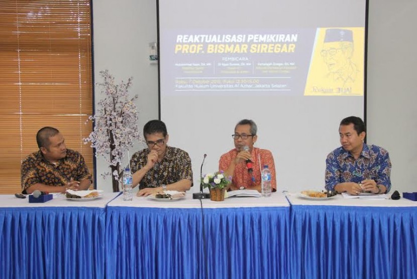 Diskusi kiprah dan pemikiran Bisman Sisegar di kampus Universitas Al Azhar Indonesia.