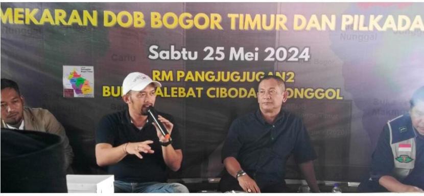 Diskusi publik Bogor Timur yang membahas isu situasi lokal dan situasi nasional terkait masa depan pemekaran Bogor Timur dan Pilkada 2024 di RM Pangjugjugan 2, Cibodas Jonggol, Kabupaten Bogor, Sabtu (25/5/2024),