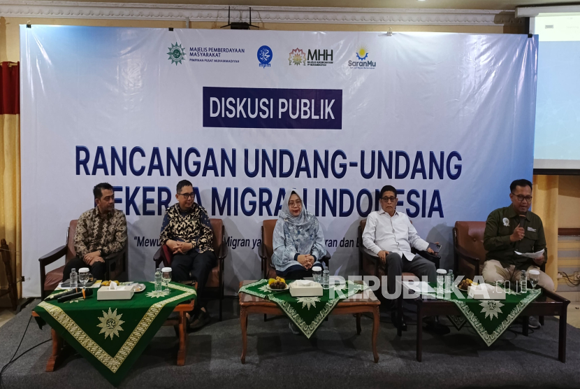 Diskusi publik terkait RUU Pekerja Migran Indonesia di Gedung Pusat Dakwah PP Muhammadiyah, Menteng, Jakarta, pada Jumat (11/7/2025). 