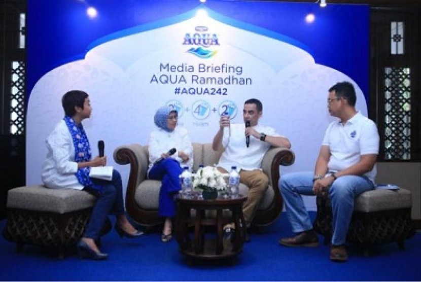 diskusi sehat Ramadhan oleh Danone Aqua.