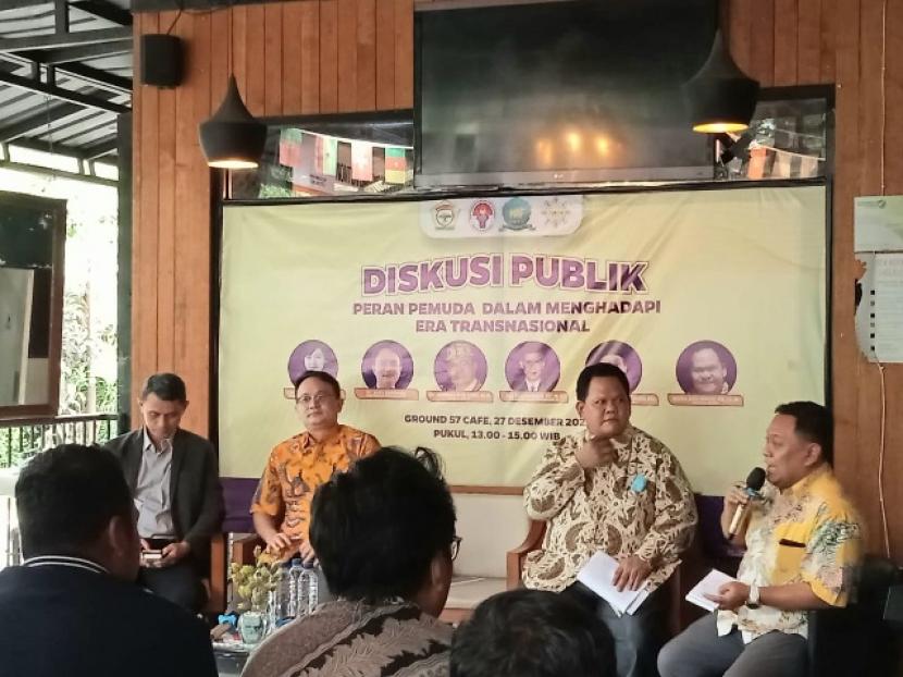 iskusi publik refleksi akhir tahun dengan tema yang digelar Yayasan Nurul Al-Fath dengan tajuk 