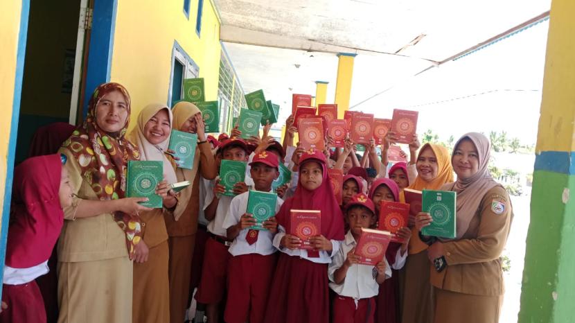 Distribusi Alquran BWA di Sulawesi Tengah