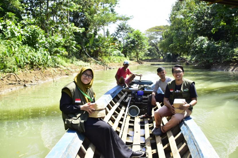 Distribusi daging kurban mulai dari pegunungan hingga desa terpencil