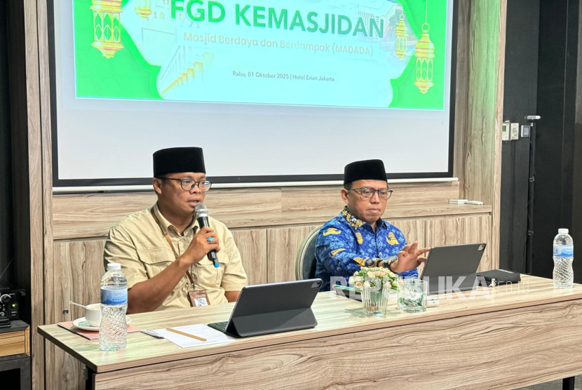 Ditjen Bimbingan Masyarakat Islam Kemenag menggelar FGD mendorong masjid yang berdaya dan berdampak. 