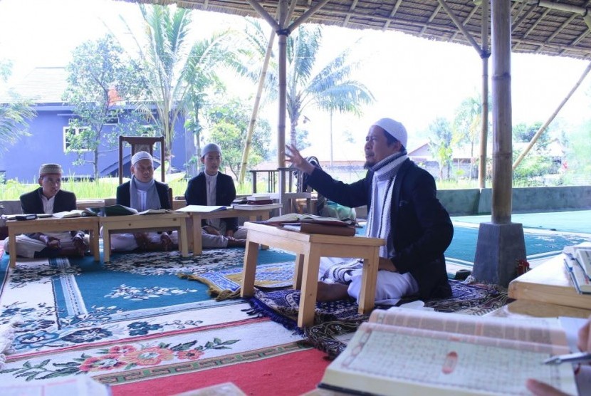 Dodi Shihab memimpin hapalan Alquran