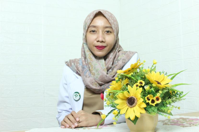 Dokter spesialis anak RS Sari Asih Ciputat Kota Tangerang Selatan Dinar Handayani Asri Hariadi.