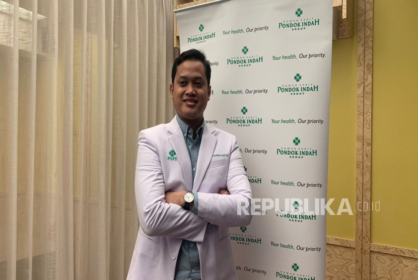 Pandemi Bikin Kasus Sakit Leher Meningkat Gara-Gara HP