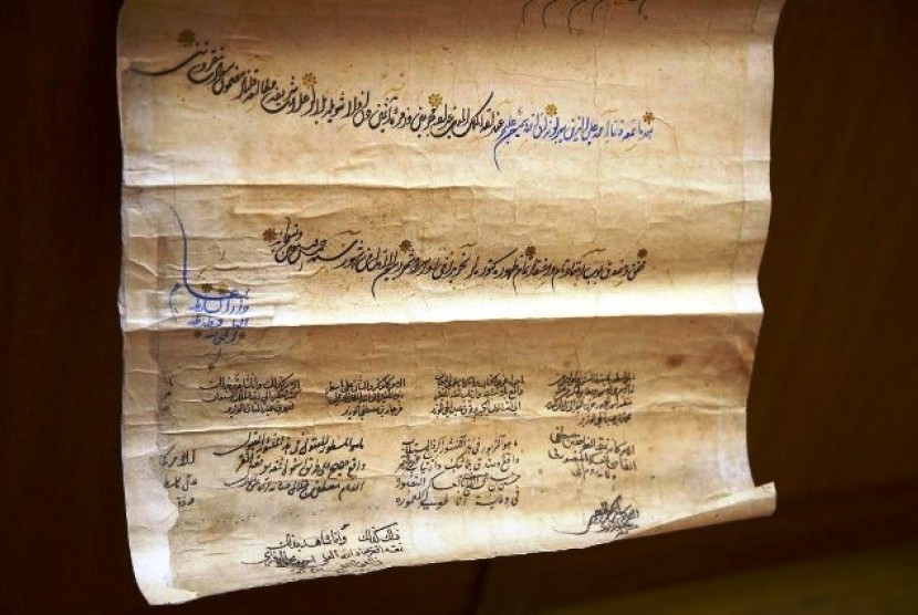 Dokumen Ottoman berada di deretan arsip Institut Sains dan Manuskrip Azerbaijan.