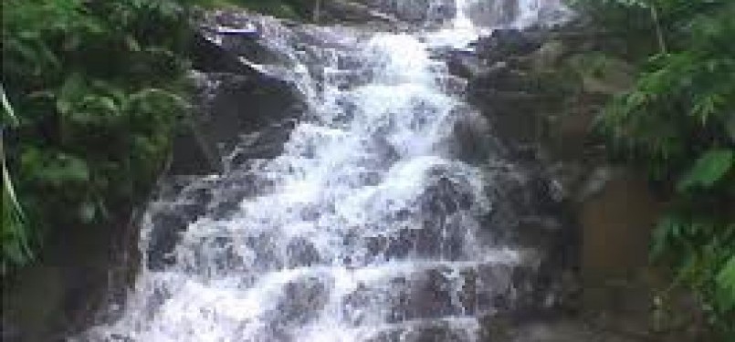 Dolo Waterfall in Kediri, East Java (photo file)
