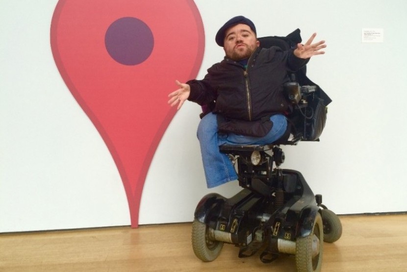Dom, penderita disabilitas yang mendapat dukungan dana untuk kursi roda
