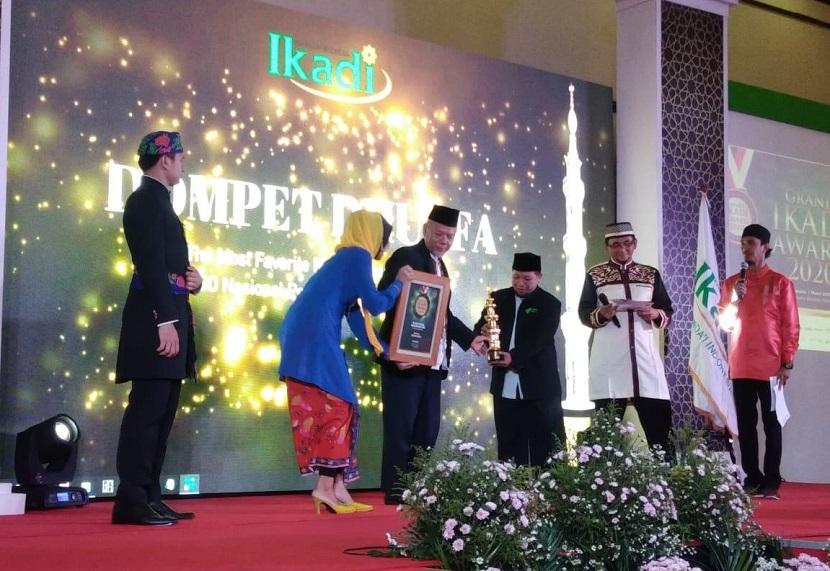  Dompet Dhuafa mendapatkan penghargaan dari Ikatan Dai Indonesia (Ikadai) sebagai The Most Favorite National Islamic NGO.