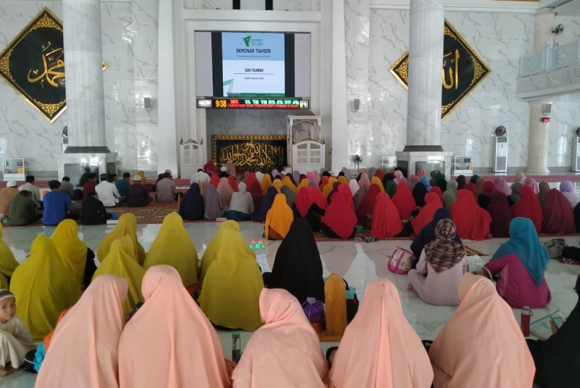 Dompet Dhuafa Sulsel menggelar Seminar Tahsin Forum Halaqah Qur’an, Sabtu (15/02).