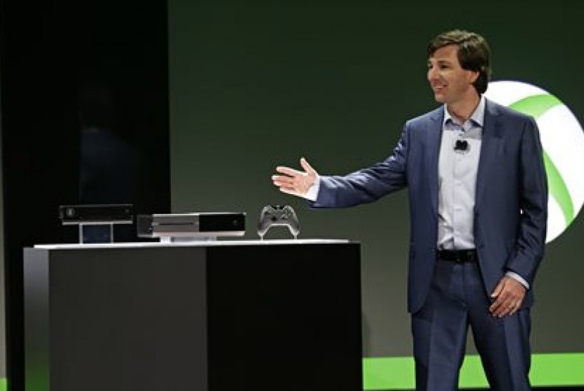 Don Mattrick, President of Interactive Entertainment Business for Microsoft, mengenalkan konsol games generasi terbaru Xbox One di Redmond, Washington, Selasa, 21 Mei 2013. 