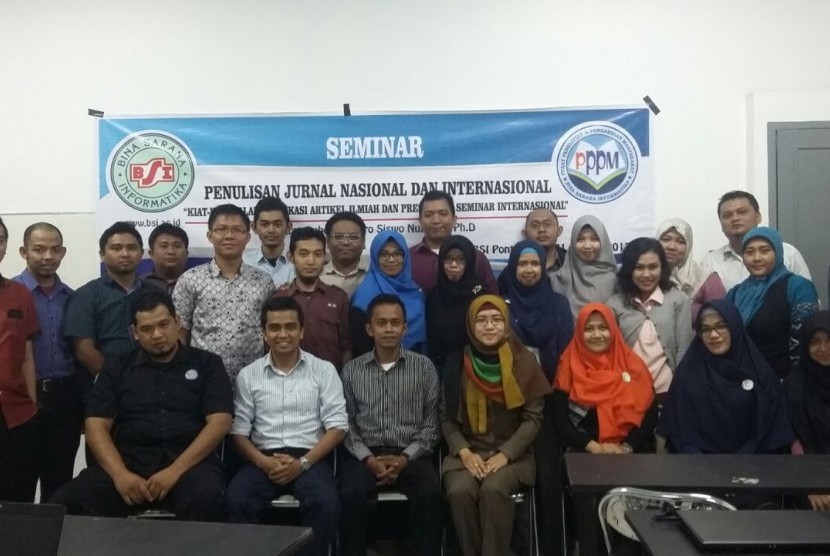 Dosen AMIK BSI Pontianak mengikuti  seminar penulisan ilmiah publikasi di jurnal nasional dan internasional.