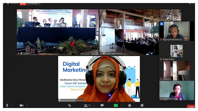 Dosen IPB University Medhanita Dewi Renanti SKom, MKom mengisi pelatihan digitak marketing perhutanan sosial.