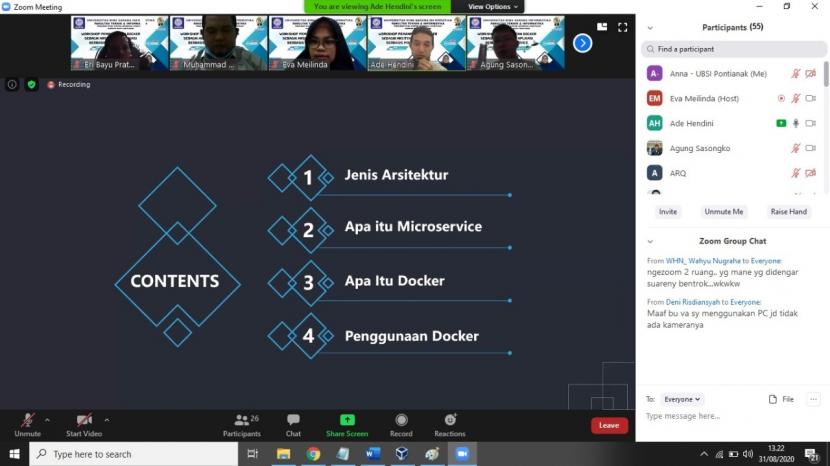 Dosen UBSI Pontianak memperkenalkan Docker untuk pengembangan mobile application.