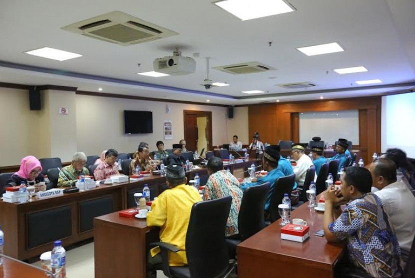 DPD memfasilitasi kasus sengketa lahan di Kabupaten Siak, Riau.