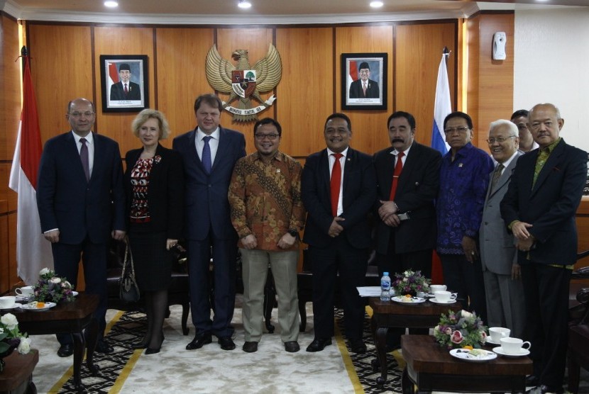 DPD menerima kunjungan delegasi Rusia di Nusantara III Komplek Parlemen, Jakarta, Selasa (2/7).
